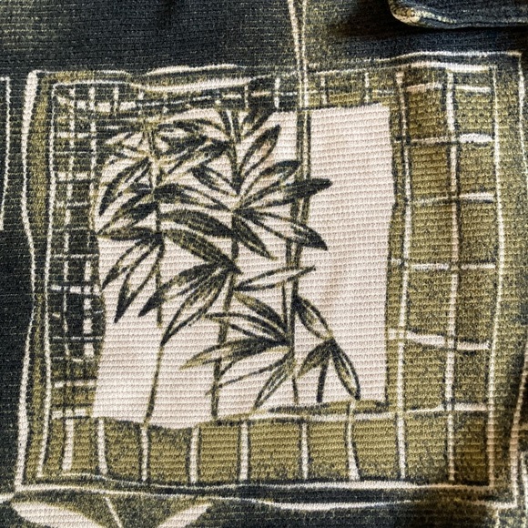 Tommy Bahama shirt - Picture 3 of 5